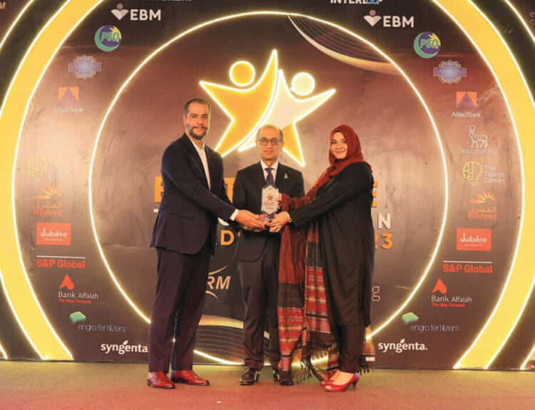 PTCL Group wins 'Best Place to Work in Technology & Telecom' award